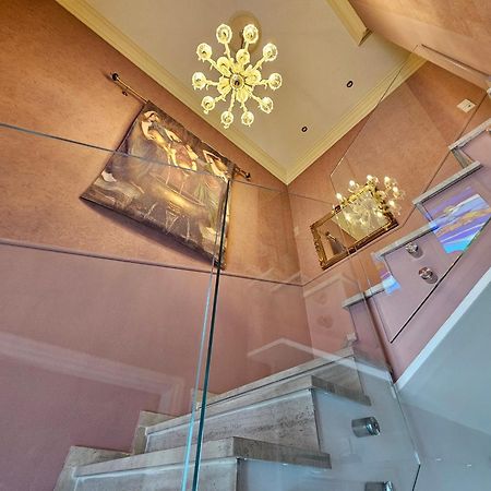 Beachfront Villa Carpe Diem Кити Экстерьер фото